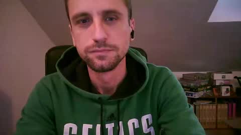 Snapshot of italiano116116 chatting on 12-04-25, 08:34 italiano116116 online show from 12-04-25, 08:34