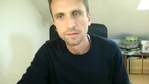Snapshot of italiano116116 chatting on 05-12-26, 01:52 italiano116116 online show from 05-12-26, 01:52