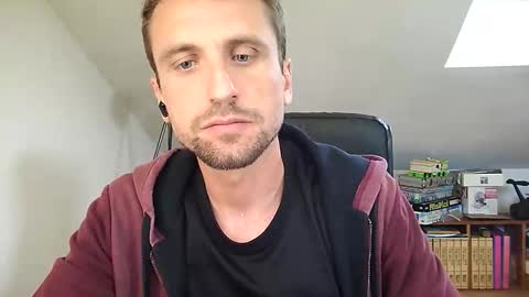 Snapshot of italiano116116 chatting on 05-18-26, 11:16 italiano116116 online show from 05-18-26, 11:16