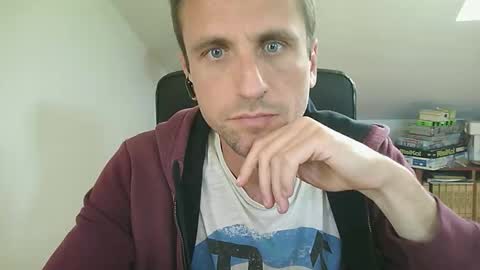Snapshot of italiano116116 chatting on 05-20-26, 03:18 italiano116116 online show from 05-20-26, 03:18