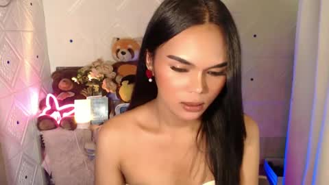 CathCathy online show from 02-11-25, 01:41