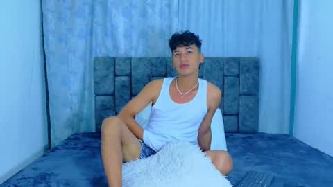 ithan_kingtwin online show from 04-17-26, 07:06