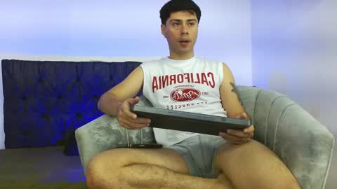 Ithan and Friends online show from 02-18-26, 06:42