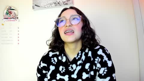 Angelica online show from 12-28-24, 10:44