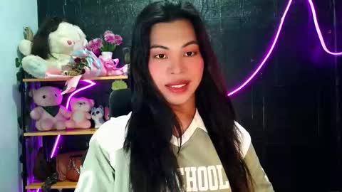 Snapshot of its_chloe20 chatting on 05-09-26, 06:35 its_chloe20 online show from 05-09-26, 06:35