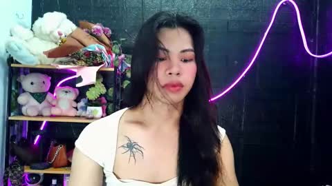Snapshot of its_chloe20 chatting on 05-22-26, 04:08 its_chloe20 online show from 05-22-26, 04:08