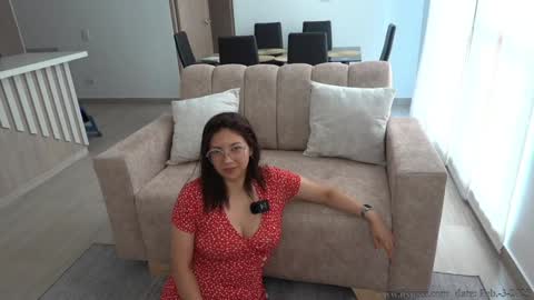 Snapshot of its_jessi chatting on 02-03-25, 08:13 Jessi online show from 02-03-25, 08:13