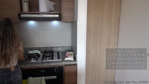 Jessi online show from 12-19-25, 07:21