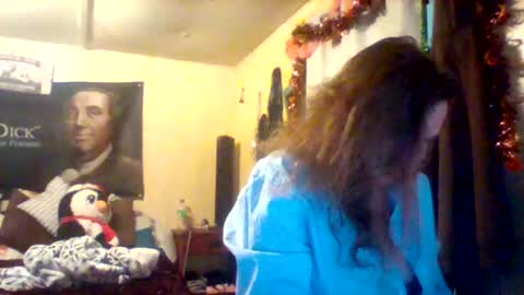 its kimber online show from 10-31-25, 04:41