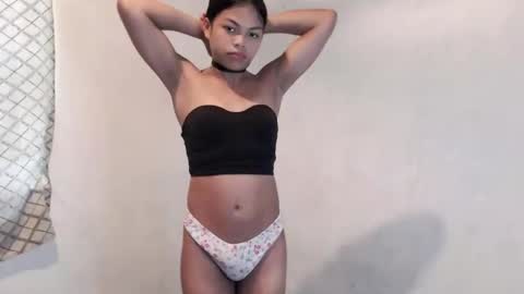 Snapshot of its_kynth chatting on 10-27-25, 03:21 its_kynth online show from 10-27-25, 03:21