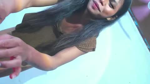 Snapshot of its_kynth chatting on 11-16-25, 02:11 its_kynth online show from 11-16-25, 02:11