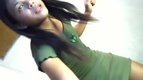 Snapshot of its_kynth chatting on 02-08-26, 06:39 its_kynth online show from 02-08-26, 06:39