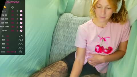 Lily online show from 02-03-26, 09:53