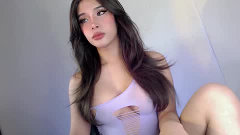 Snapshot of its_me_kaye28 chatting on 05-27-26, 07:27 Kaye online show from 05-27-26, 07:27