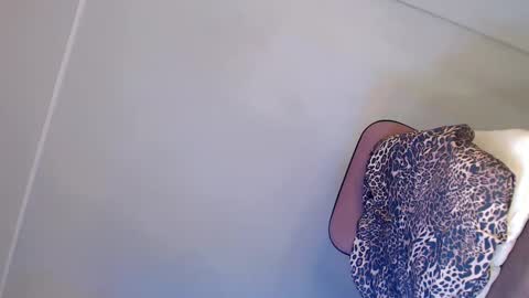 KellyPuth online show from 02-09-25, 09:16