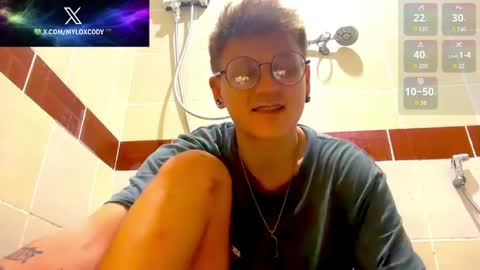 Snapshot of its_mylo chatting on 04-20-26, 08:32 Mylo online show from 04-20-26, 08:32