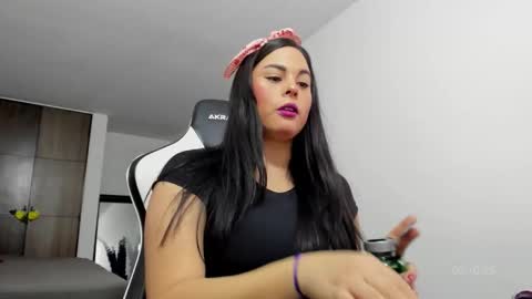 Snapshot of its_sol chatting on 10-02-25, 02:24 Sol online show from 10-02-25, 02:24