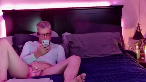 Just John online show from 04-19-26, 07:51