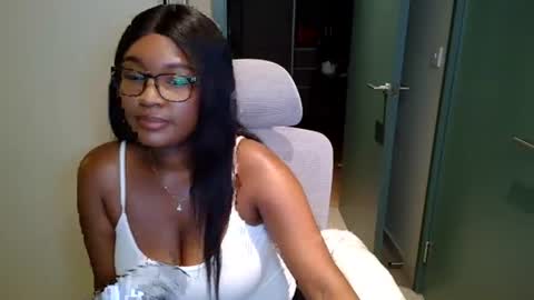 itsanna_b online show from 07-09-26, 02:26