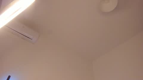 Isabella online show from 10-29-25, 09:11