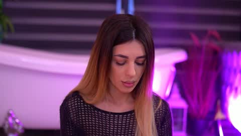 itsivylicious online show from 02-16-26, 05:36