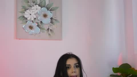 Snapshot of itskendraa chatting on 05-27-26, 02:36 Kendra online show from 05-27-26, 02:36