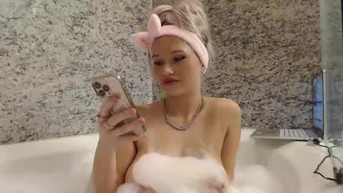 itsmakbxby online show from 03-20-26, 01:21