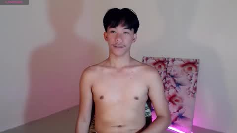 itsme_cxhennn online show from 10-11-25, 07:29
