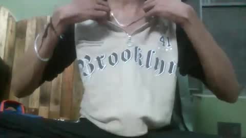 Snapshot of itsme_doofus chatting on 04-15-26, 06:37 Doofus online show from 04-15-26, 06:37