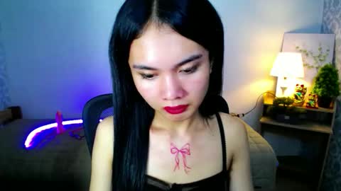 itsmeloveypinay online show from 10-11-25, 06:39