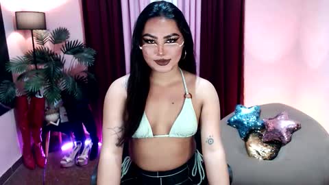 Siana online show from 11-24-25, 05:12