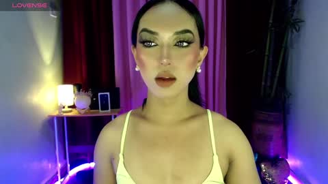 Sofia online show from 03-09-25, 03:43