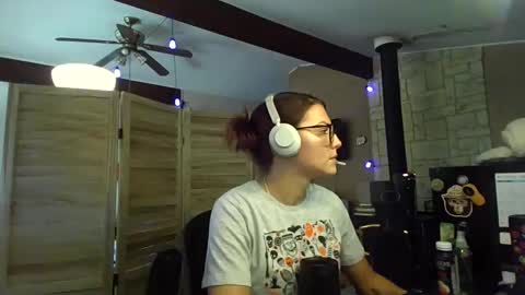 ItsMeSophie X online show from 10-16-25, 05:03