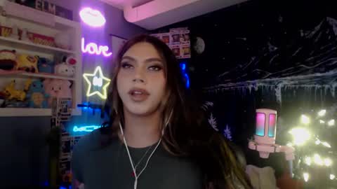 Nicki Foxx online show from 01-14-25, 11:16