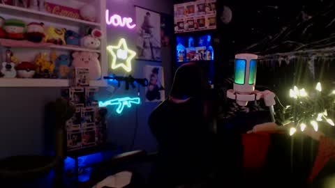 Nicki Foxx online show from 01-22-25, 01:10