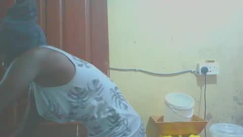 Queen blacq online show from 10-13-25, 08:47