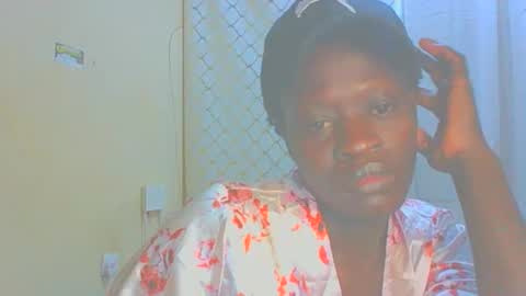 Queen blacq online show from 10-21-25, 07:14