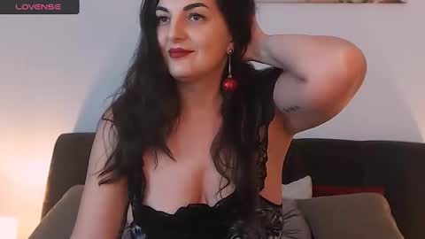 Melissa Khaan online show from 12-19-24, 11:18