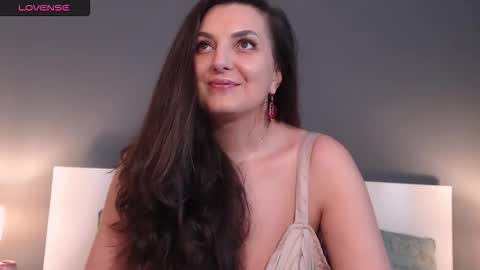 Melissa Khaan online show from 11-10-25, 10:03