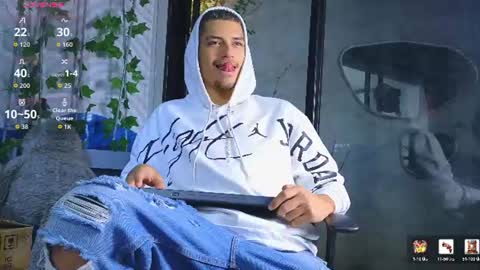 itszairen online show from 06-14-26, 04:03