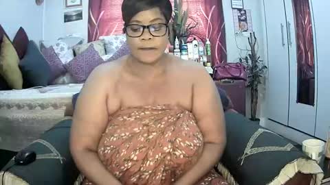 Snapshot of itumeleng74 chatting on 02-17-25, 09:13 itumeleng74 online show from 02-17-25, 09:13