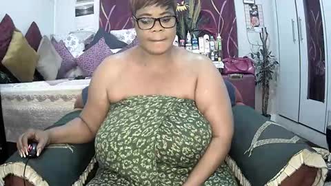 Snapshot of itumeleng74 chatting on 02-20-25, 06:57 itumeleng74 online show from 02-20-25, 06:57