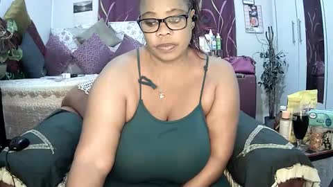 Snapshot of itumeleng74 chatting on 03-10-25, 08:23 itumeleng74 online show from 03-10-25, 08:23