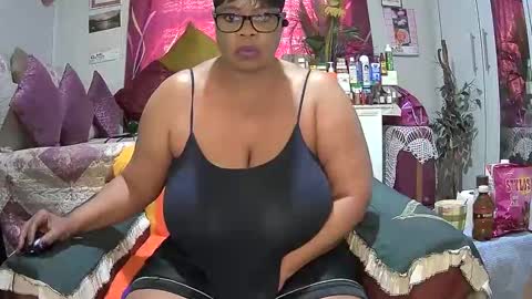 Snapshot of itumeleng74 chatting on 09-21-25, 07:54 itumeleng74 online show from 09-21-25, 07:54