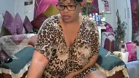 Snapshot of itumeleng74 chatting on 09-23-25, 05:43 itumeleng74 online show from 09-23-25, 05:43