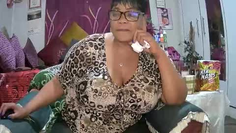 Snapshot of itumeleng74 chatting on 12-13-25, 08:04 itumeleng74 online show from 12-13-25, 08:04