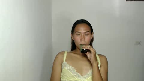 Snapshot of itz_me_crystal chatting on 06-09-26, 02:45 itz_me_crystal online show from 06-09-26, 02:45