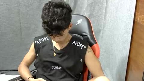 itzme_john online show from 04-23-26, 01:07