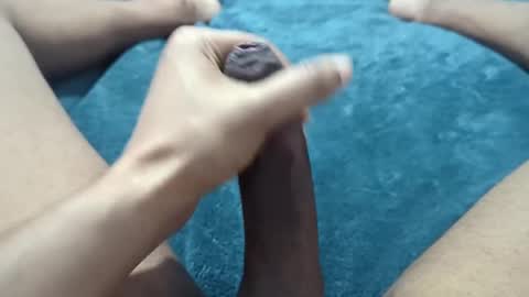 Snapshot of itznotmeitzu88 chatting on 01-29-25, 07:15 Someone online show from 01-29-25, 07:15