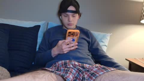 itzzk3nt online show from 04-25-26, 03:42